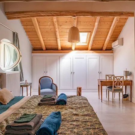 Maisonrose Corfu Пелекас